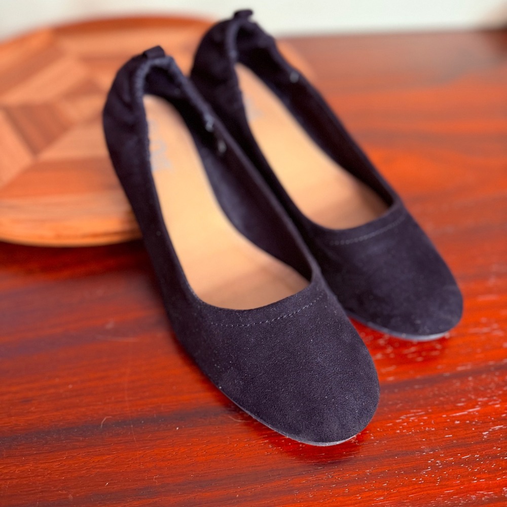 Brash Womens Black Faux Suede Round Toe Low Block Heel Pumps Size 8 180096